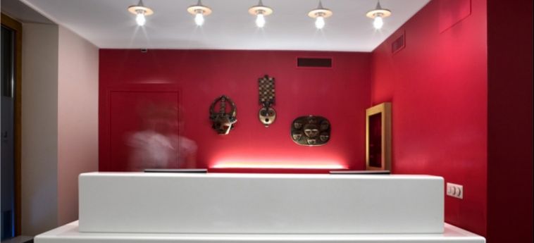 La Cour Des Augustins - Boutique Gallery Design Hotel:  GINEBRA