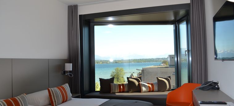 Hotel Lake Geneva:  GINEVRA