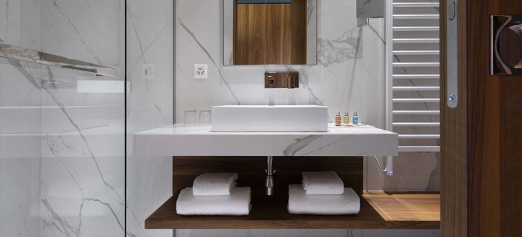D Hotel Geneva:  GINEVRA