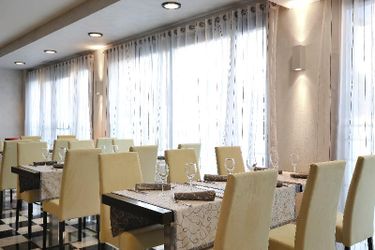 Hotel Salles Aeroport Girona Girona: Photo 