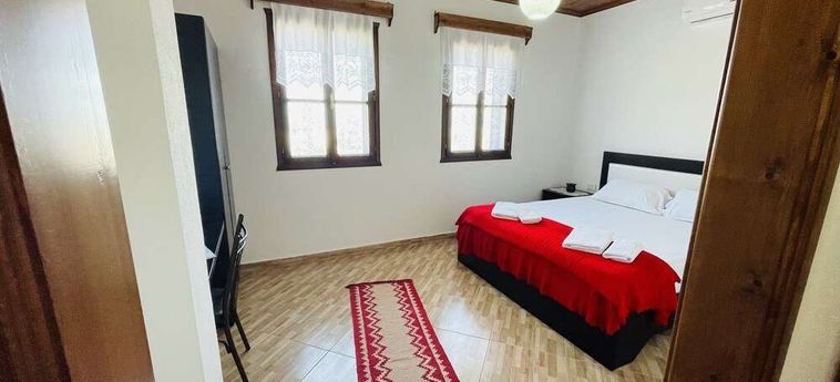 Denis Guest House Gjirokaster: Foto 