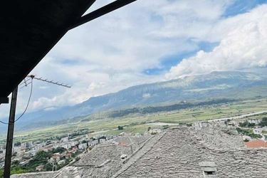 Denis Guest House Gjirokaster: Photo 