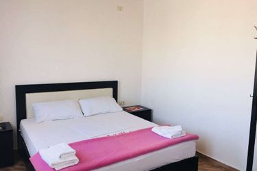 Denis Guest House Gjirokaster: Photo 