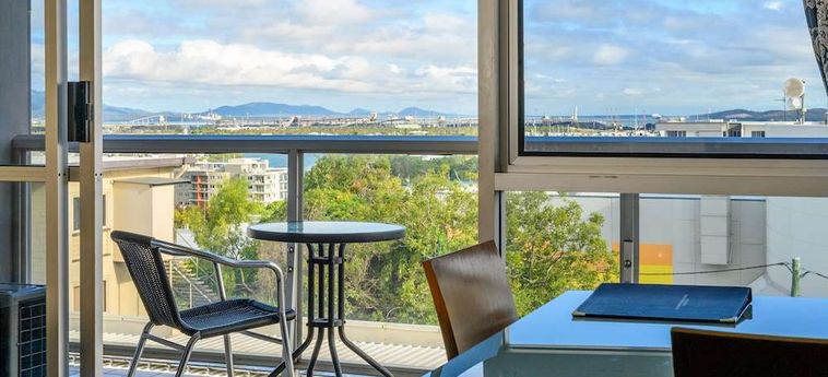 Hotel Metro:  GLADSTONE - QUEENSLAND