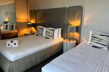 Hotel Metro:  GLADSTONE - QUEENSLAND