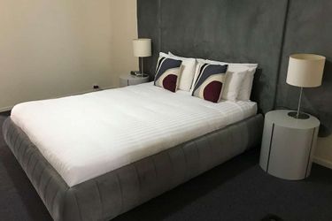 Hotel Metro:  GLADSTONE - QUEENSLAND