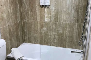 Hotel Metro:  GLADSTONE - QUEENSLAND