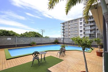 Hotel Metro:  GLADSTONE - QUEENSLAND