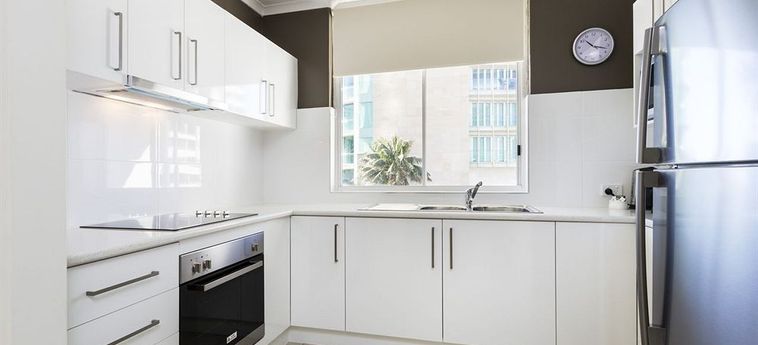 Carlton Apartments:  GOLD COAST - QUEENSLAND