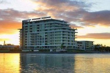 Freshwater Point Resort Broadbeach Apartments:  GOLD COAST - QUEENSLAND