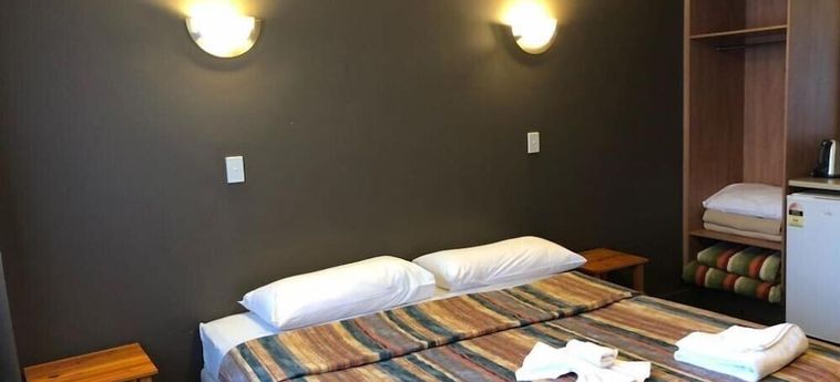 The Astor Hotel Motel:  GOULBURN