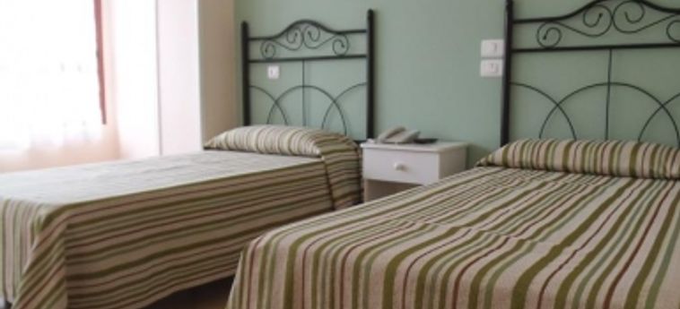 Hotel Apartamentos Tinoca:  GRAN CANARIA - ILES CANARIES