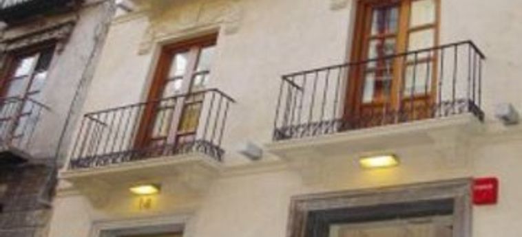 Hotel Puerta De Las Granadas:  GRANADA