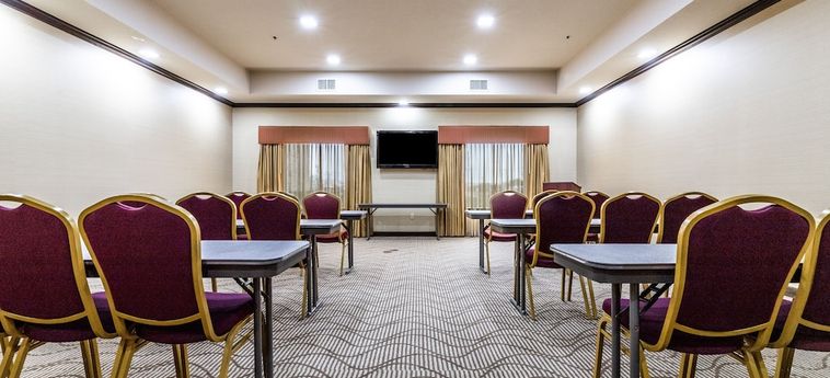 Hotel Comfort Suites:  GRANBURY (TX)