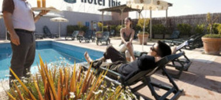 Hotel Ibis Granada:  GRENADE