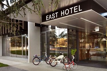 Hotel East :  GRIFFITH