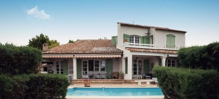 VILLA WITH 4 BEDROOMS IN GRIMAUD, WITH PRIVATE POOL, ENCLOSED GARDEN AND WIFI 3 Sterne