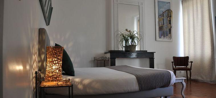 Hotel La Grussan-Hôtes Bed & Breakfast :  GRUISSAN