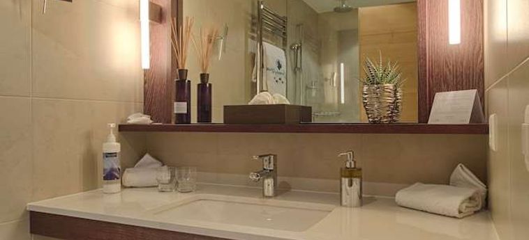 Bernerhof Swiss Quality Hotel Gstaad:  GSTAAD