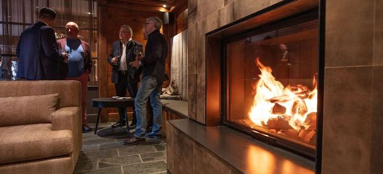 Bernerhof Swiss Quality Hotel Gstaad:  GSTAAD