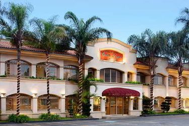 Hotel & Suites Quinta Magna:  GUADALAJARA