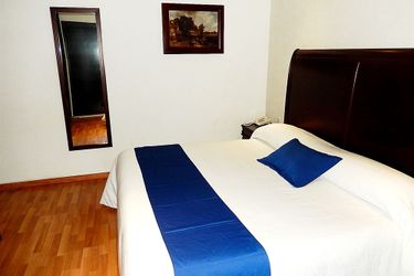 Hotel Roma, Suites & Business Center:  GUADALAJARA