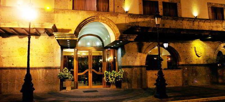 Hotel De Mendoza:  GUADALAJARA