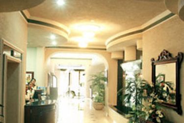 Hotel Casino Plaza Guadalajara:  GUADALAJARA