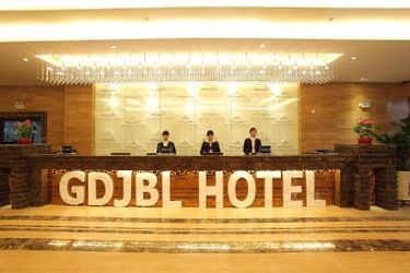 Hotel Guangzhou Jinbaolai:  GUANGZHOU