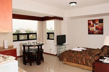 Hotel Suites Jardin Imperial Guatemala City: Photo 