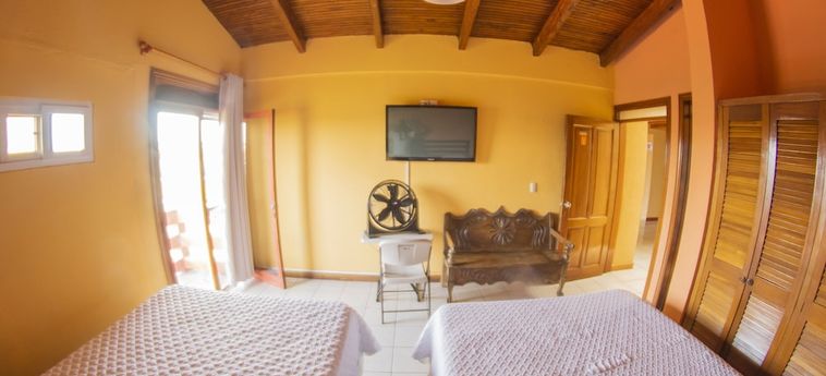 Hotel Euro Hostal:  GUATEMALA CITY