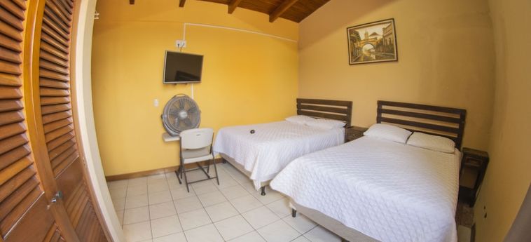 Hotel Euro Hostal:  GUATEMALA CITY