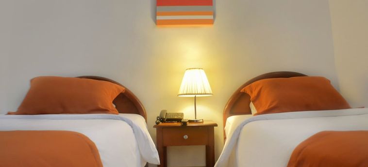 Hotel Castell:  GUAYAQUIL