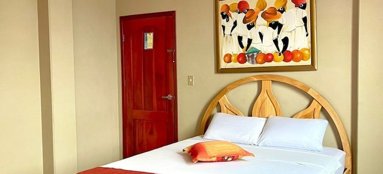 Hotel Hostal Quil:  GUAYAQUIL