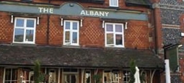 THE ALBANY 3 Sterne