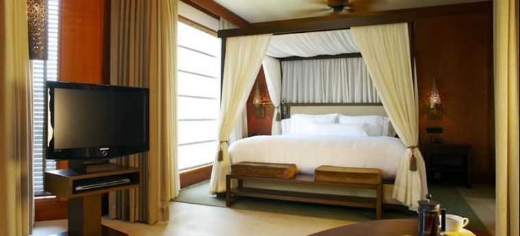 Hotel The Westin Sohna Resort &Amp; Spa:  GURGAON