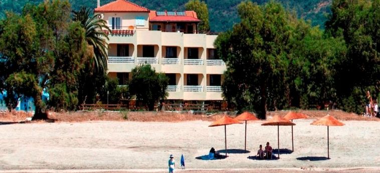 Hotel Villa Drossia:  GYTHION - ANATOLIKI MANI