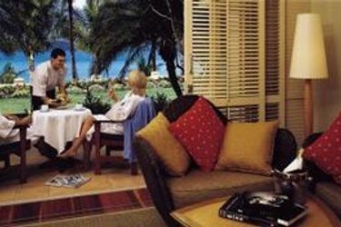 Hotel Beach Club:  HAMILTON ISLAND