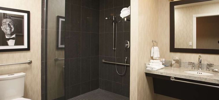 C Hotel By Carmens, Bw Premier Collection Hamilton: Foto 