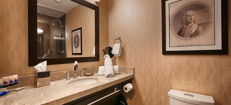 C Hotel By Carmens, Bw Premier Collection Hamilton: Foto 