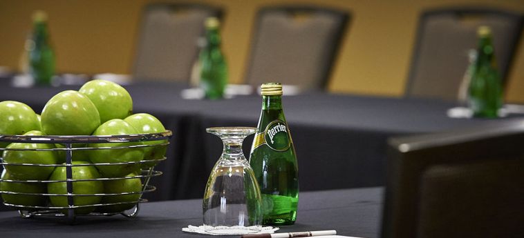 Hotel Staybridge Suites Hamilton - Downtown Hamilton: Foto 