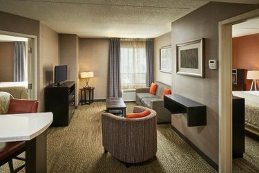 Hotel Staybridge Suites Hamilton - Downtown Hamilton: Photo 