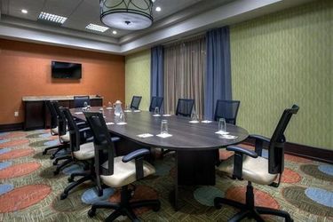 Hotel Staybridge Suites Hamilton - Downtown Hamilton: Photo 