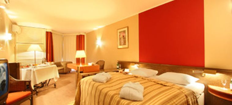 Hotel Doubletree By Hilton Hannover Schweizerhof:  HANNOVER