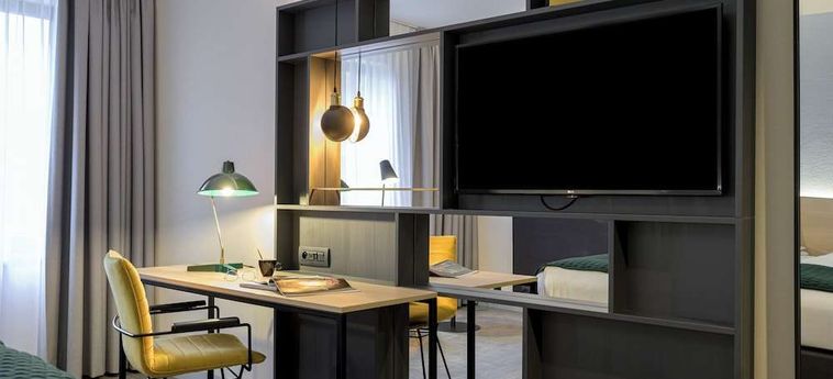 Hotel Holiday Inn Hasselt Hasselt: Foto 