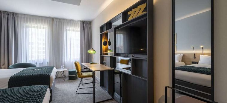 Hotel Holiday Inn Hasselt Hasselt: Foto 
