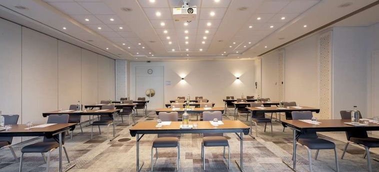 Hotel Holiday Inn Hasselt Hasselt: Foto 