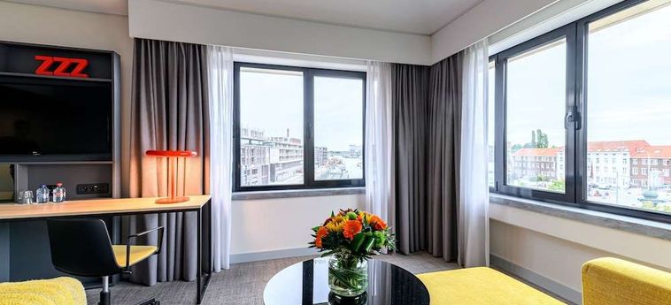 Hotel Holiday Inn Hasselt Hasselt: Foto 