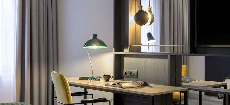Hotel Holiday Inn Hasselt Hasselt: Foto 