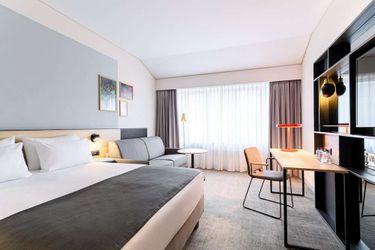 Hotel Holiday Inn Hasselt:  HASSELT